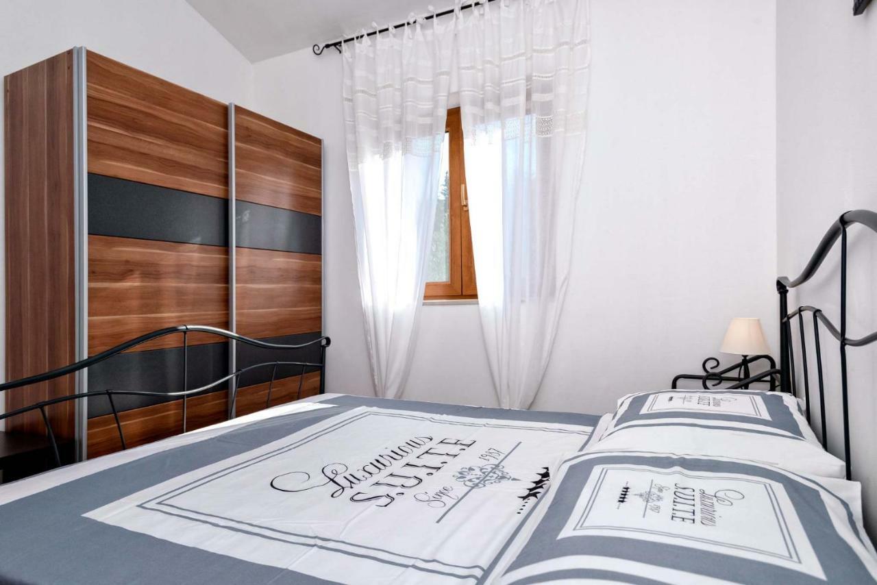 Apartmani Zlataric Stari Grad  Exterior foto